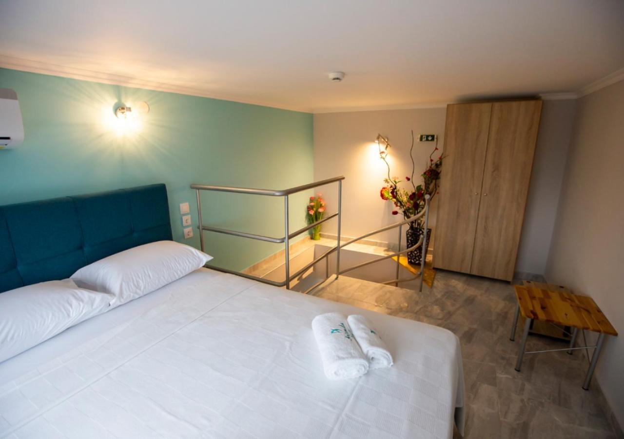Artemida Suites Ханиоти Екстериор снимка