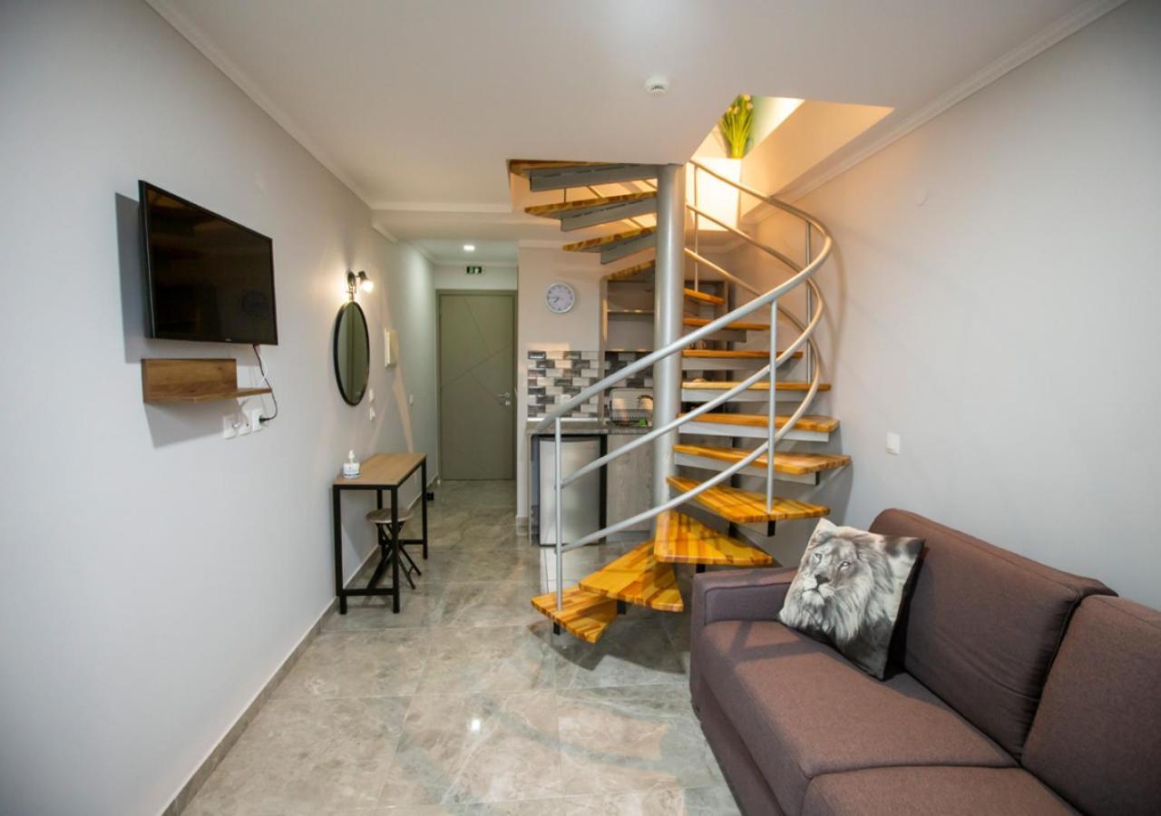 Artemida Suites Ханиоти Екстериор снимка