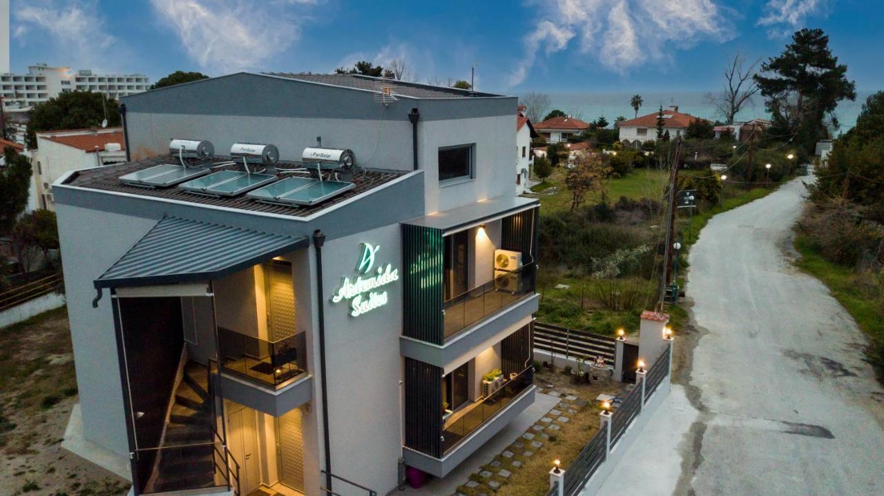 Artemida Suites Ханиоти Екстериор снимка