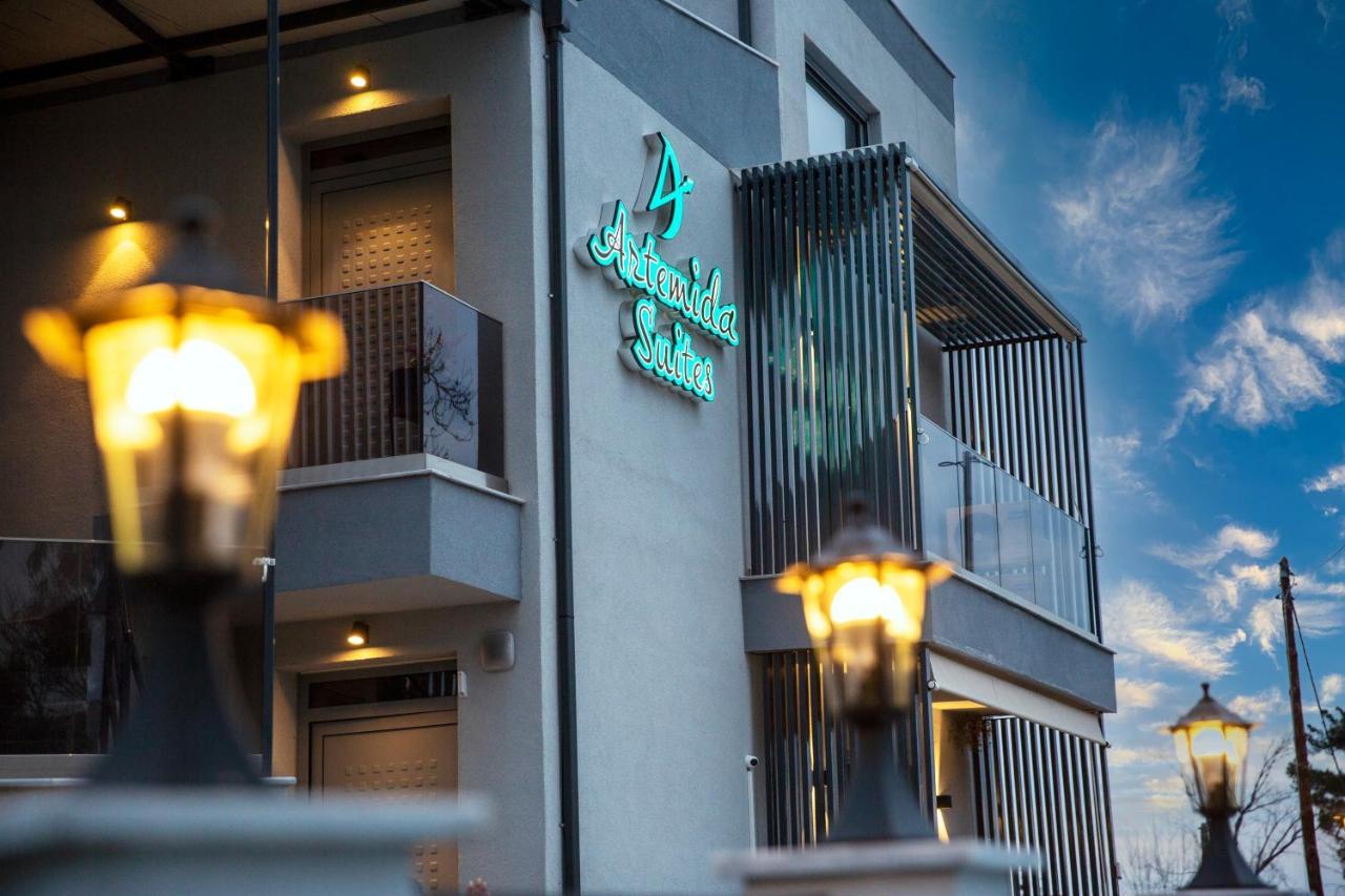 Artemida Suites Ханиоти Екстериор снимка