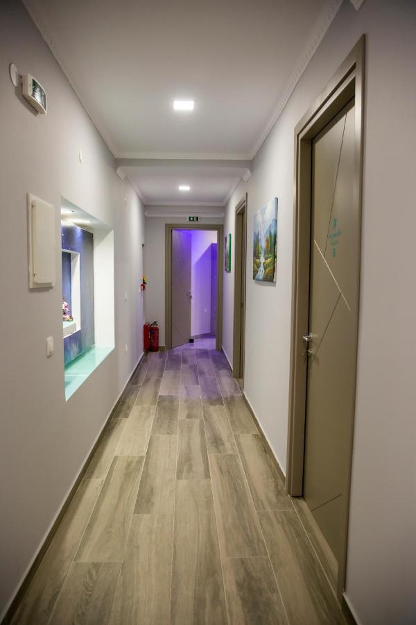 Artemida Suites Ханиоти Екстериор снимка